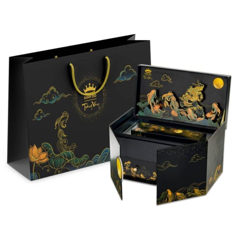 Kinh Đô 2024 - Hộp Trăng Vàng Black & Gold (Hộp 2 bánh)