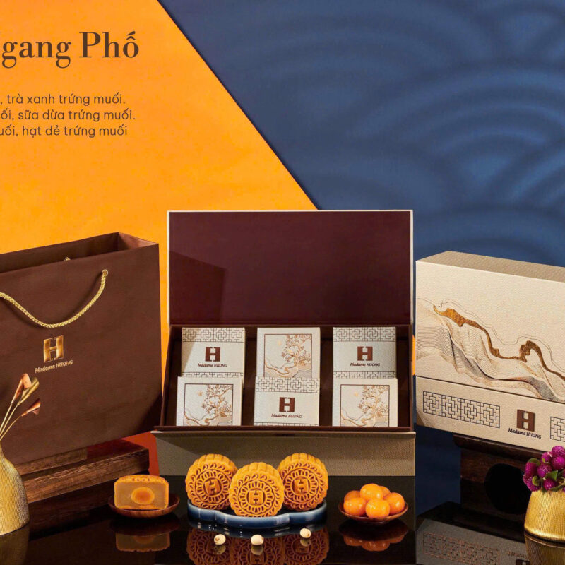 Madame Hương 2025 – Hộp Hàng Ngang Phố
